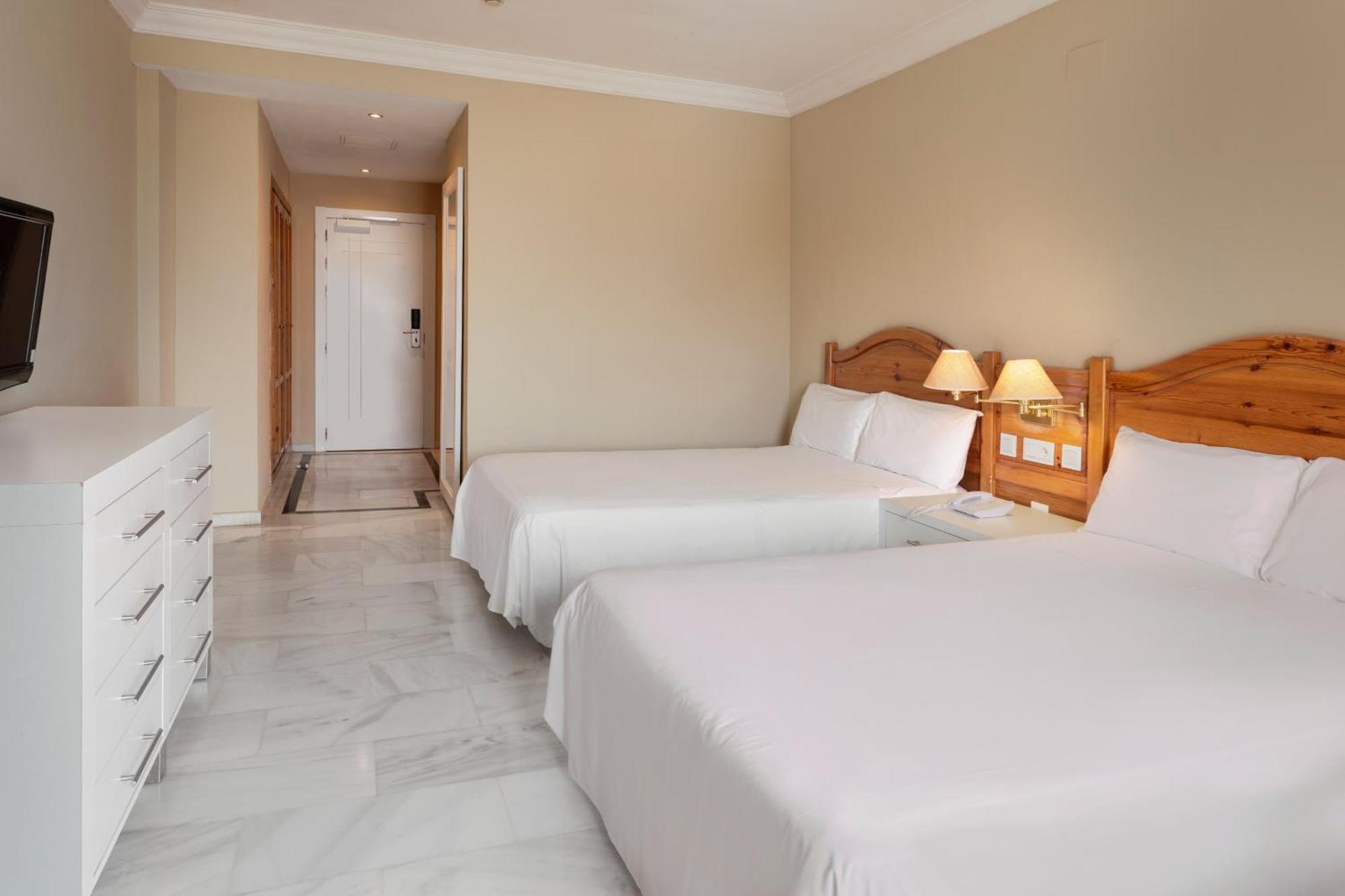 Sol Guadalmar Hotel Malaga Exterior photo